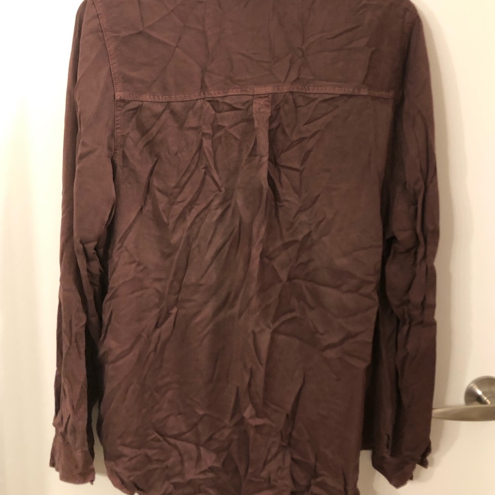 Button down - Picture 4 of 6